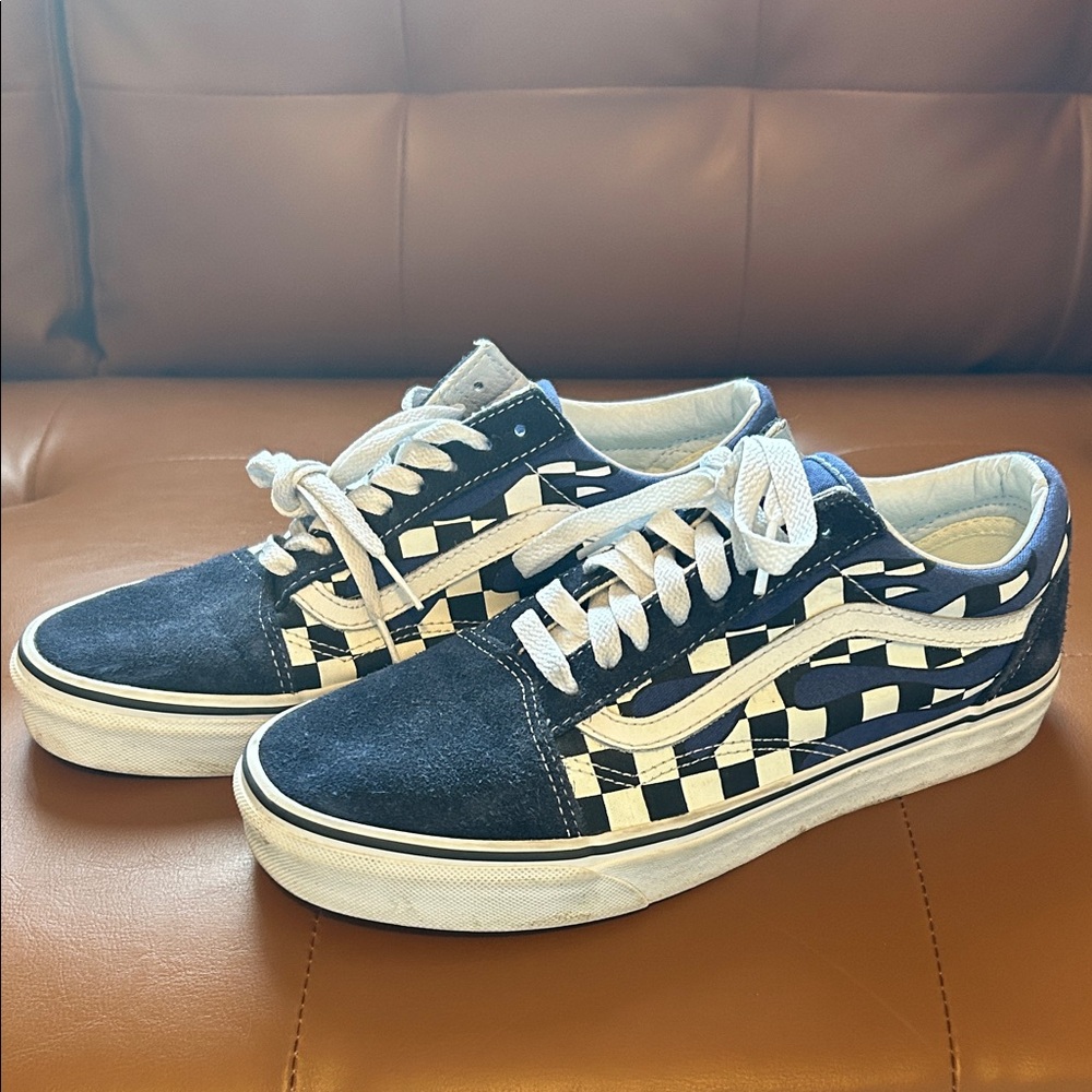 Vans Men's Navy and White Checkered Sneakers